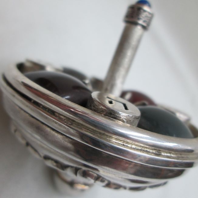 Chanukah Sevivon Silver Agates sterling silver dreidel set with 4 different color agate stones .Made by S. Ghatan diameter 6 cm X 6.5 cm.