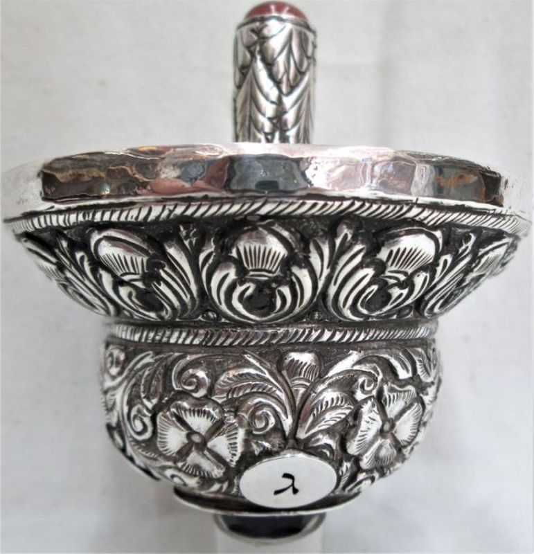 Sterling silver Hanukah Dreidel Sevivon Silver Amethyst handmade. Made By S. Ghatan ( Katan). Dimension diameter 8.8 cm X 9.5 cm.