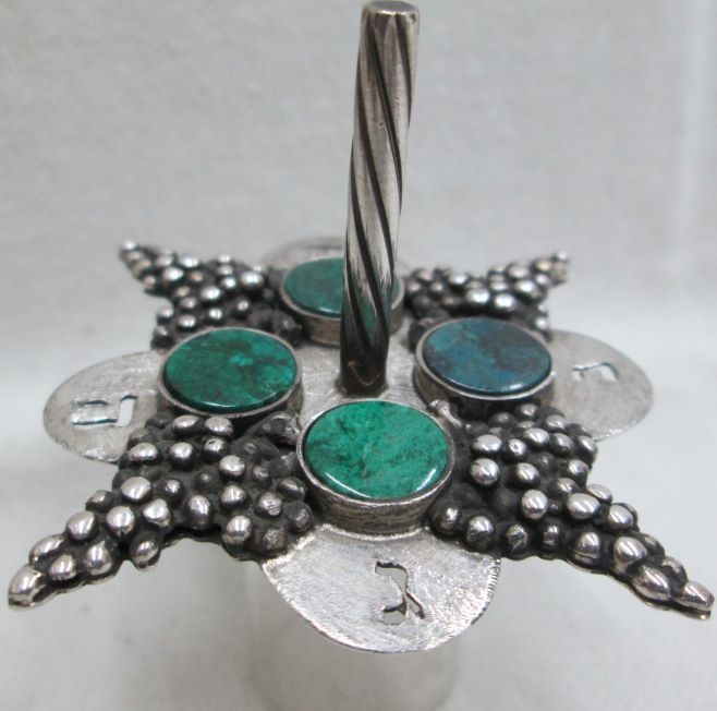 Chanuka Hanukah Dreidel Sevivon Silver Grapes handmade set with 4 Elat stones & 4 grapes made by S. Ghatan (Katan) 4.8 cm X 4.8 cm X 4.8 cm.
