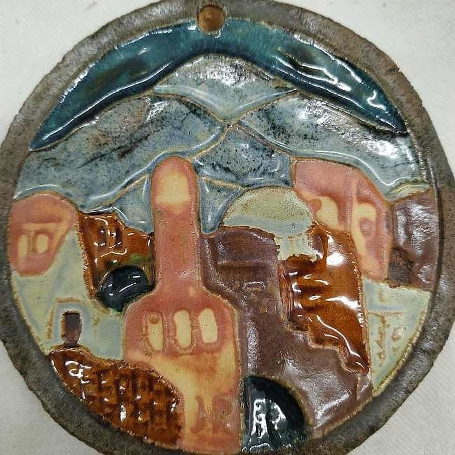 Handmade glazed ceramic tile city of Jerusalem & the Judea hills on background in Small Jerusalem View Tile diameter 9.7 cm approximately.
