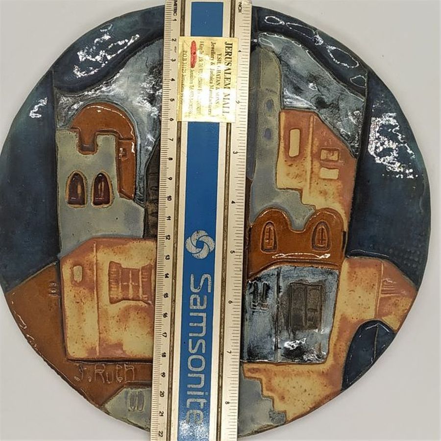 Handmade glazed ceramic Jerusalem view round tile Factor Ruth Jerusalem different buildings. Dimension diameter 22.5 cm approximately.