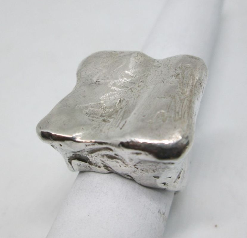 Handmade sterling silver abstract style ring contemporary designed ring set with Turquoise. Dimension 2.3 cm X 12.4 cm ring size 59.