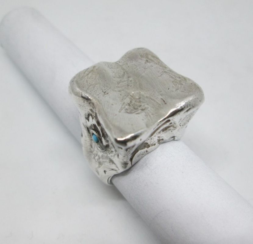 Silver Abstract Style Ring - Image 4