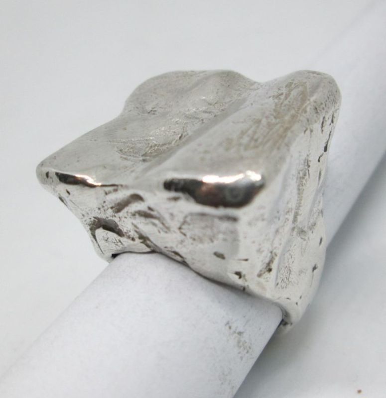 Handmade sterling silver abstract style ring contemporary designed ring set with Turquoise. Dimension 2.3 cm X 12.4 cm ring size 59.