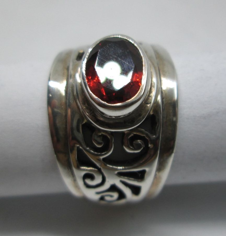 Cut Out Ring Silver - Image 6