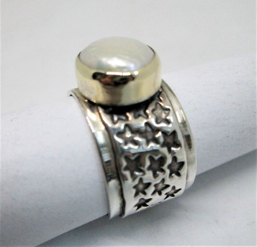 Silver Gold Pearl Ring - Image 4