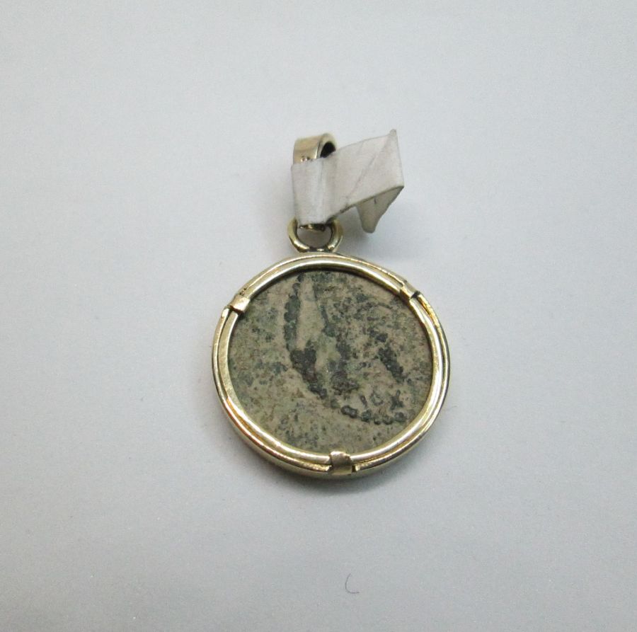 Pendant Jewish revolt coin - Image 3