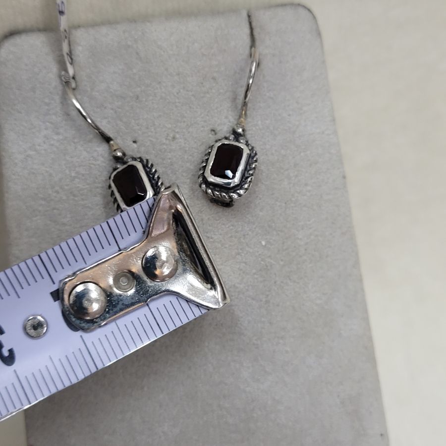 Silver earrings two Garnets - Image 5