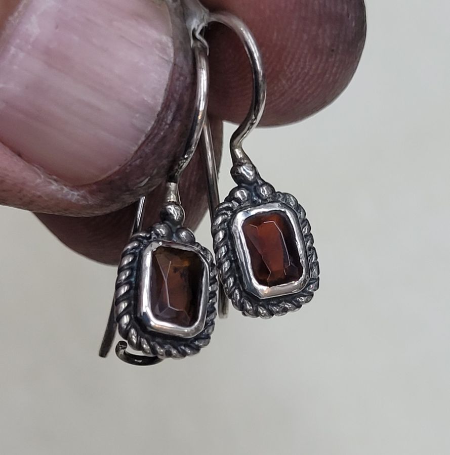 Silver earrings two Garnets - Image 7