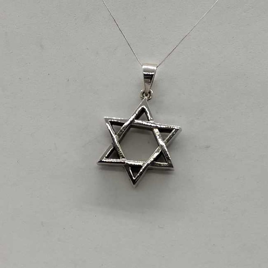 David Star Pendant Medium - Image 4