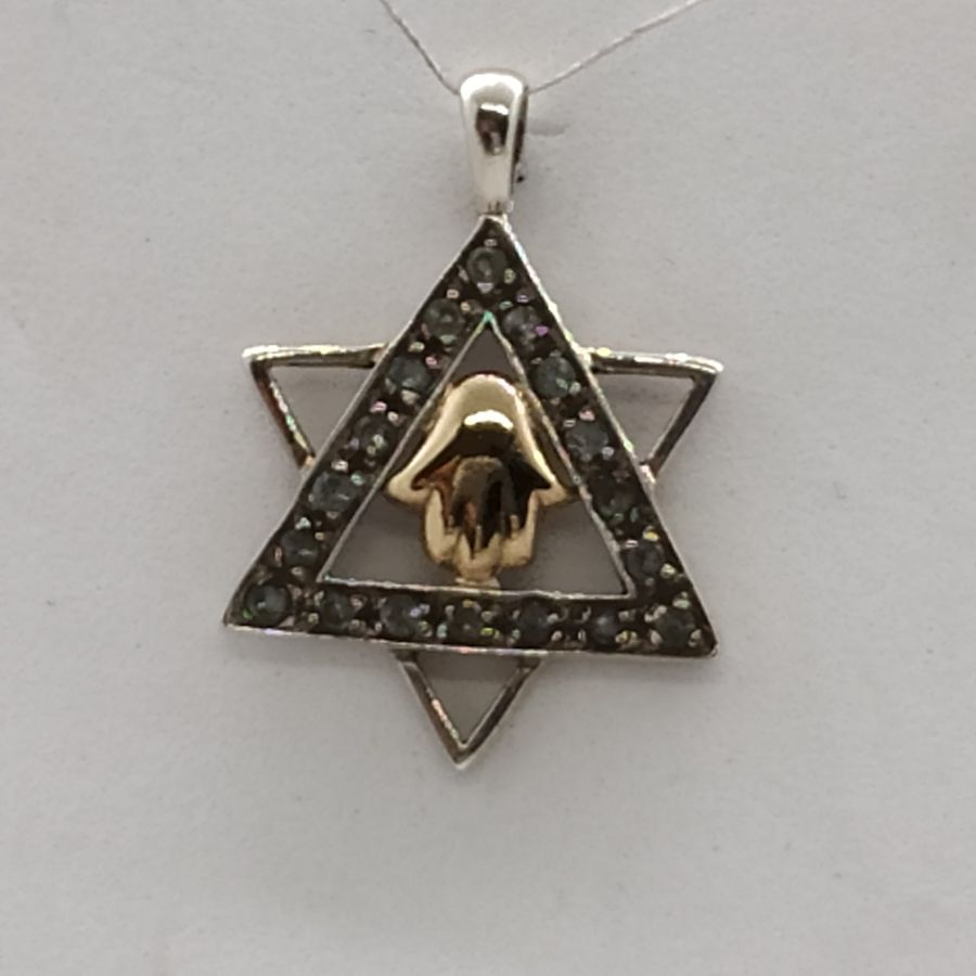 Sterling silver Magen David star gold Hamsa Pendant and green Peridot faceted stones. Dimension 1.8 cm X 2.1 cm X 0.26 cm.