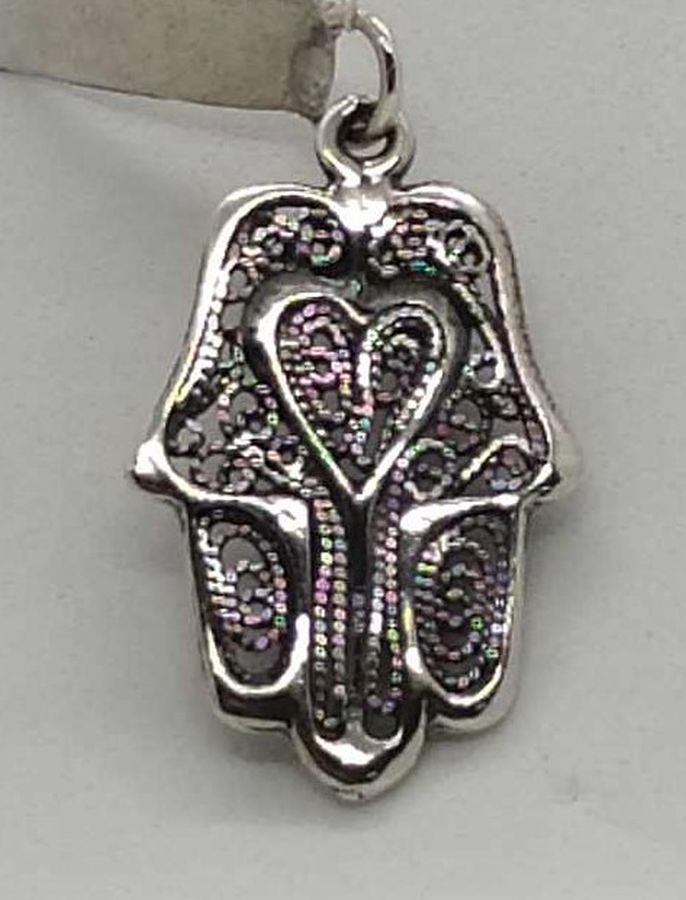 Hamsa Pendant Filigree Heart - Image 5