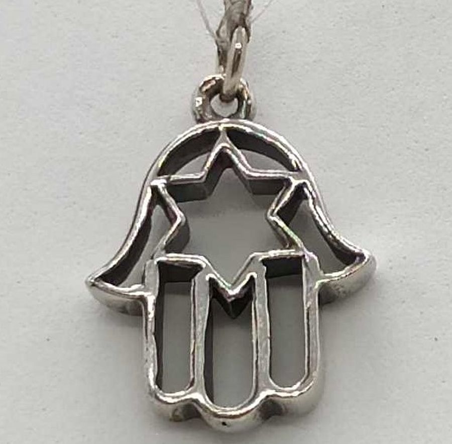 Handmade terling silver Hamsa Chamsa pendant Magen David contemporary with star of David. Dimension 2 cm X 1.7 cm X 0.3 cm approximately.