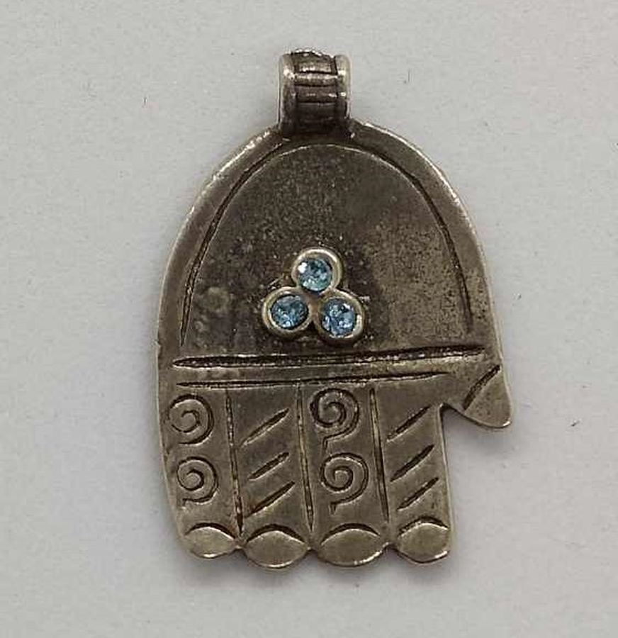 Hamsa Pendant Blue Crystals - Image 3