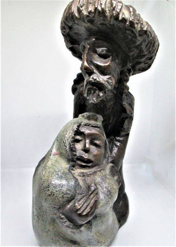 An original bronze sculpture father bride of a Chassid Rabby embracing his young daughter bride covered with greenish patina shawl.