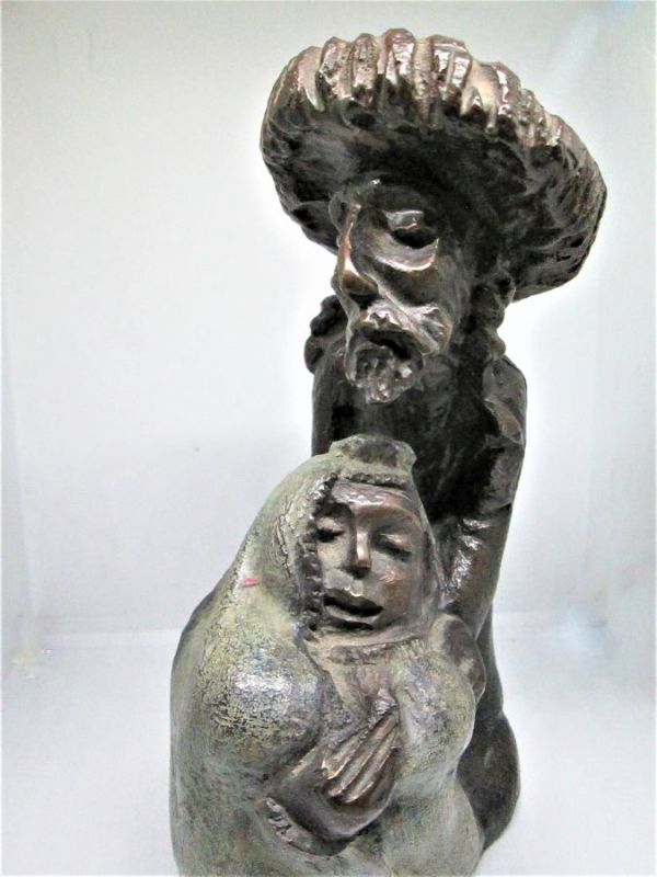 Bronze Sculpture Father Bride - Image 7