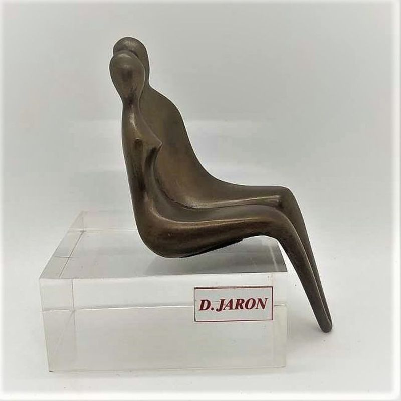 Bronze Sculpture Sitting Couple - Image 4