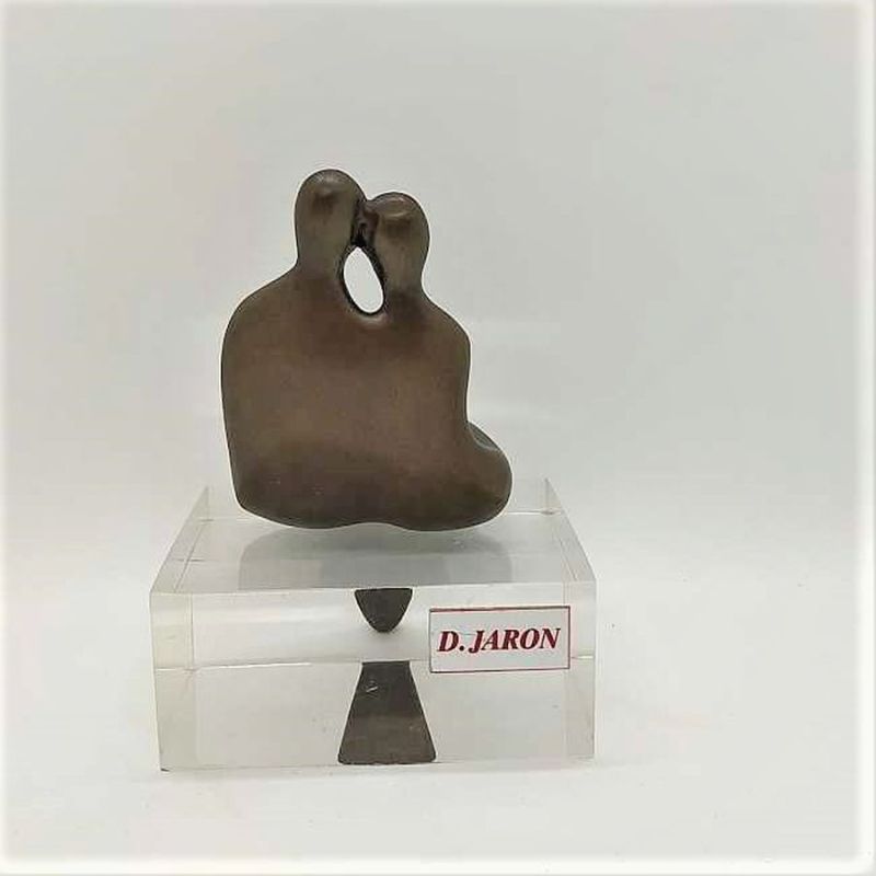 Bronze Sculpture Sitting Couple - Image 5