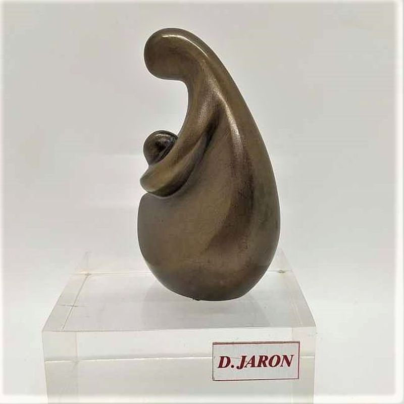 Bronze Sculpture Mother Baby - Image 5