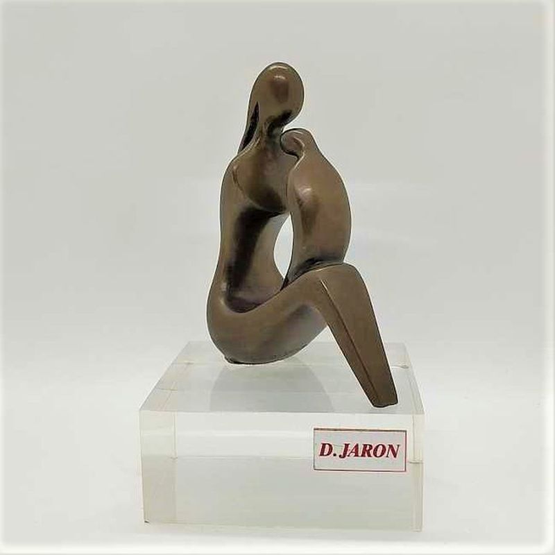 Bronze Sculpture Mother Playing - Image 4