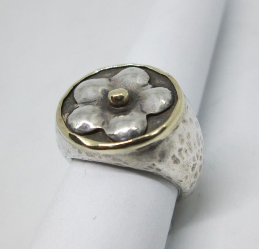 Handmade sterling silver & 14 carat gold contemporary style ring set with flower shape hammered silver diameter 1.8 cm ring size 55.