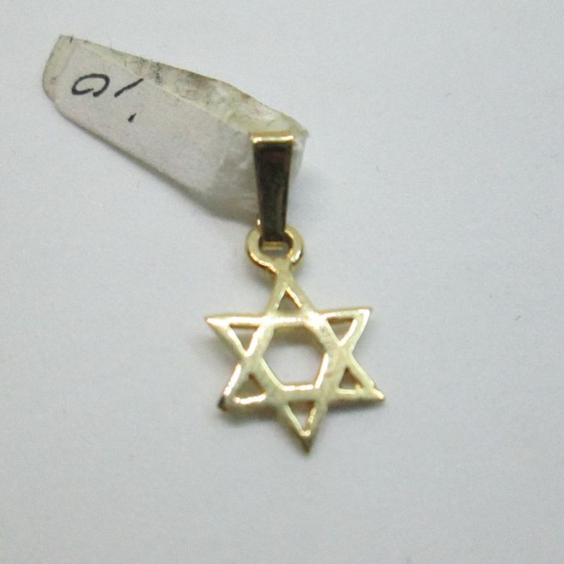 Handmade 14 carat yellow gold star pendant classic mini size can be made in sterling silver by order 0.8 cm X 0.95 cm X 0.08 cm approximately.