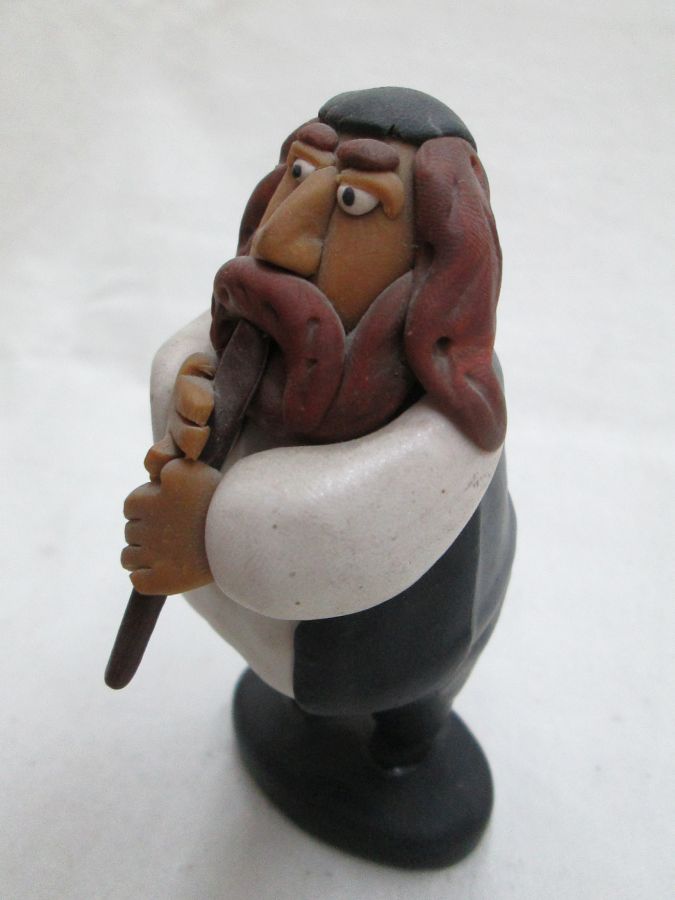 Shabby Rabbi playing flute - Image 4