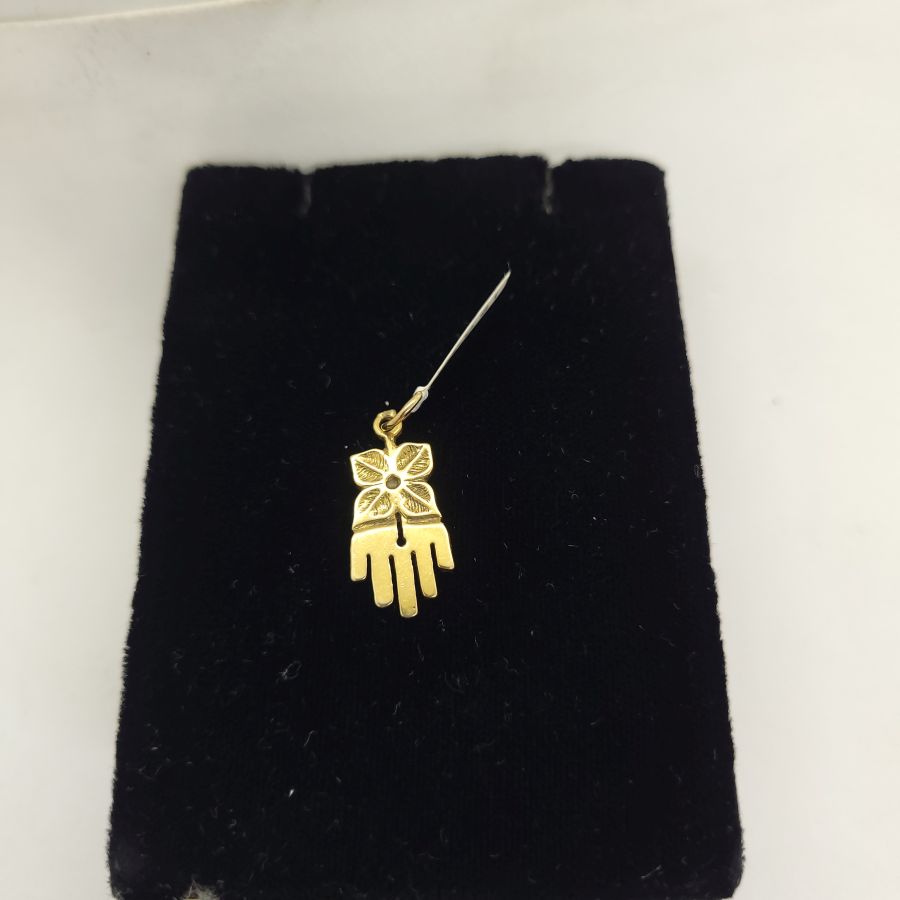 Chamsa Pendant 4 Leaf - Image 10