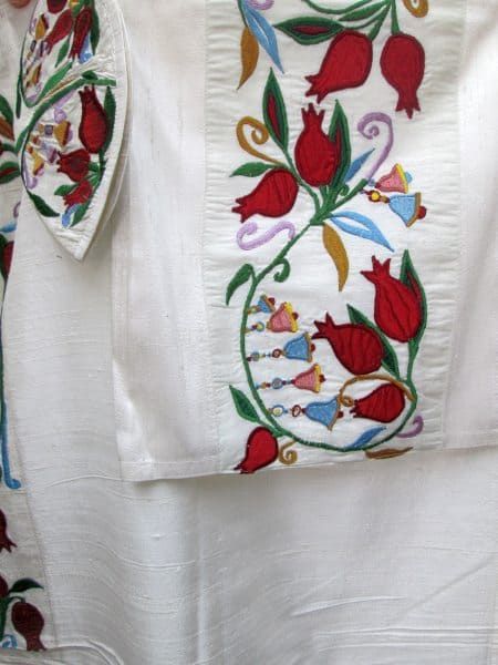 Silk Tallit Handmade Pomegranates - Image 3