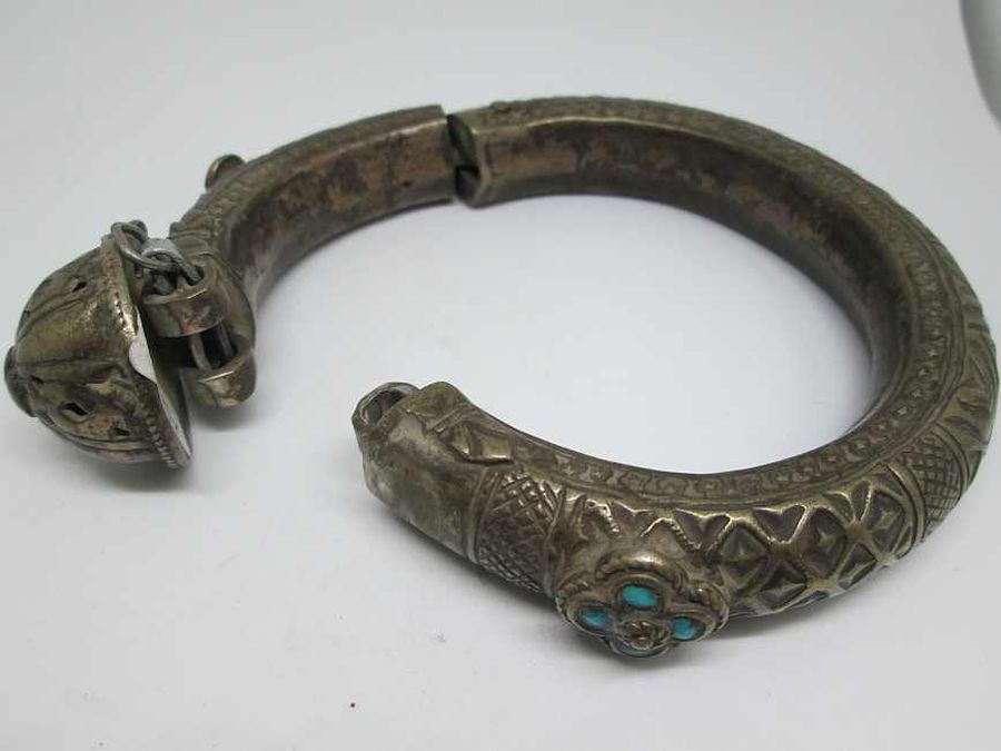 Vintage Jewelry Ankle Bracelet - Image 10