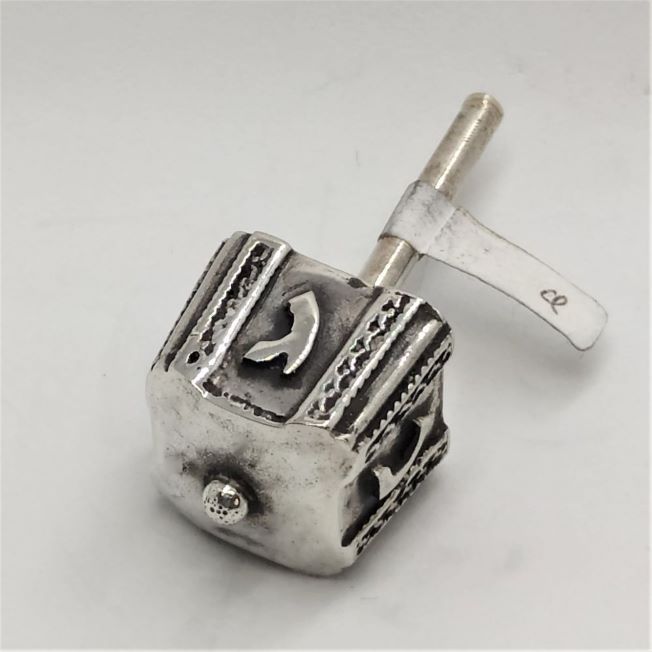 Chanuka Dreidel Sevivon Square - Image 6