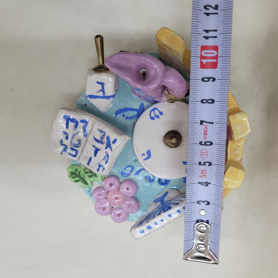 Hanukah Dreidel Ceramic Set - Image 3