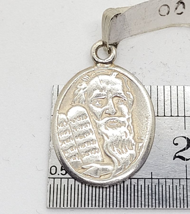 Moses Holding Tablets Pendant - Image 3
