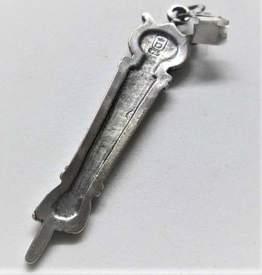 Torah Yad Pointer Pendant - Image 3