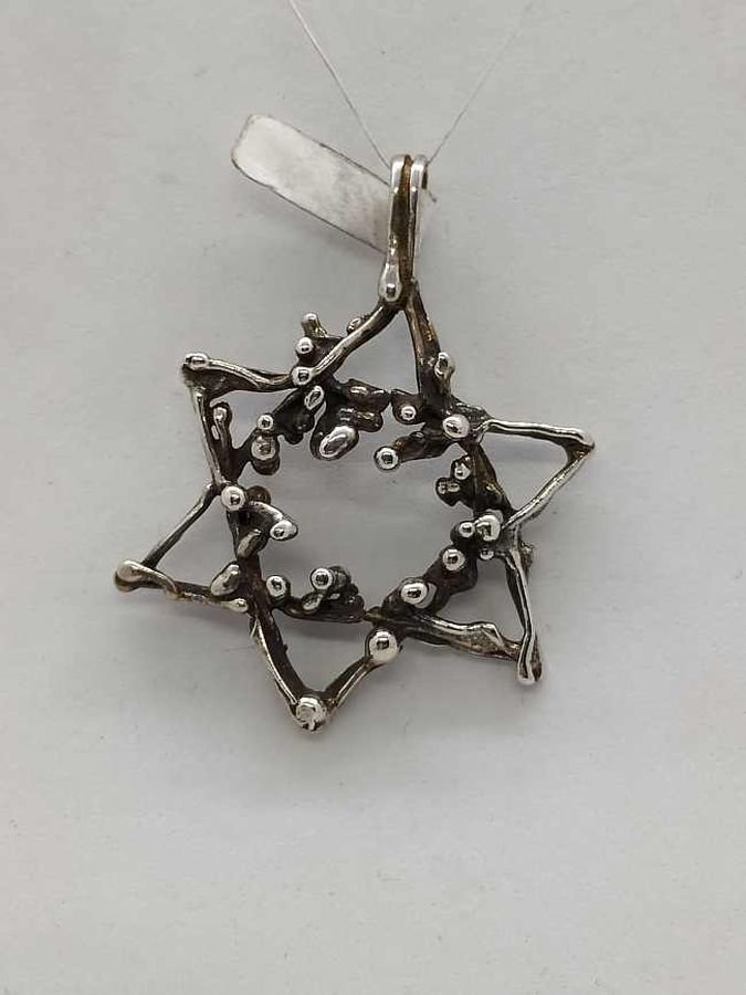 David Star Pendant Abstract - Image 7