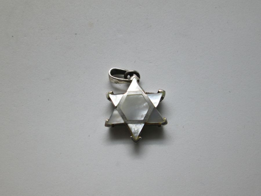 Mother Pearl David Star - Image 4