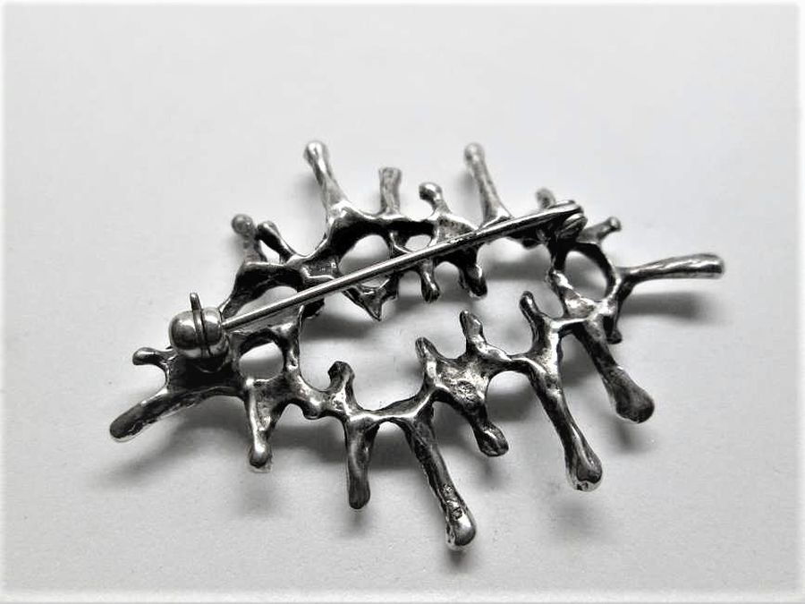Pin Brooch Hora Dancers - Image 2