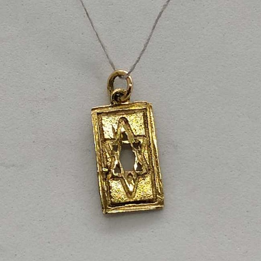 Star Pendant Rectangular Bar - Image 4