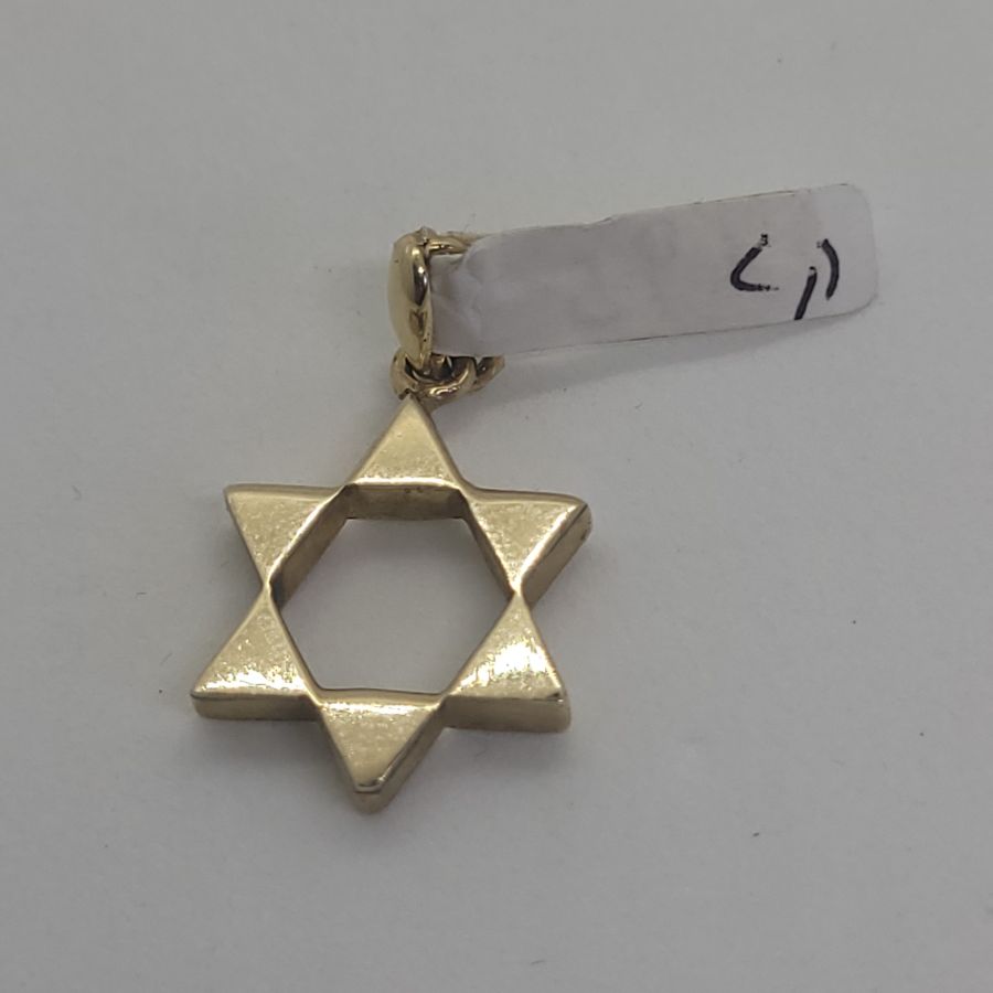 Star Pendant Solid Medium - Image 6