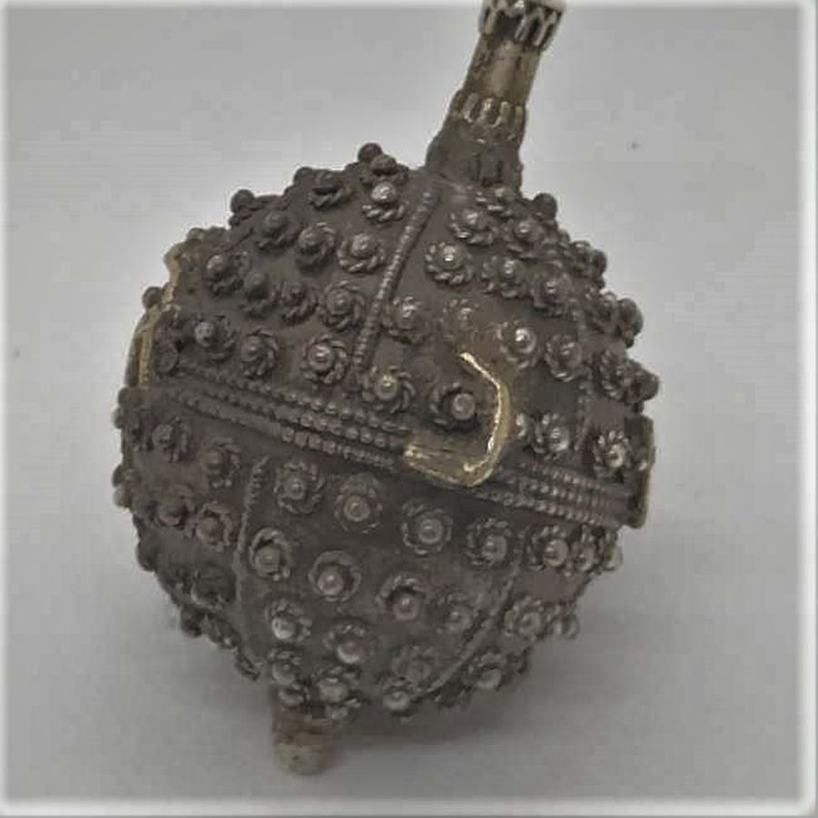 Dreidel Vintage Hedgehog Shape - Image 5