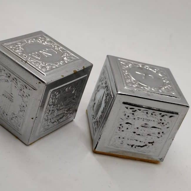 Vintage Tefillin Covers silver plated. Made in Jerusalem in the 1950's. Never have been used. Dimension outer part 3.2 cm X 3.2 cm X 3.2 cm .