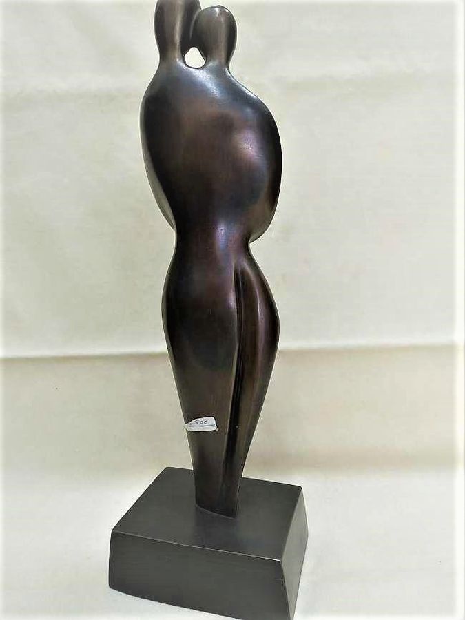 Bronze Sculpture Loving Couple - Image 7