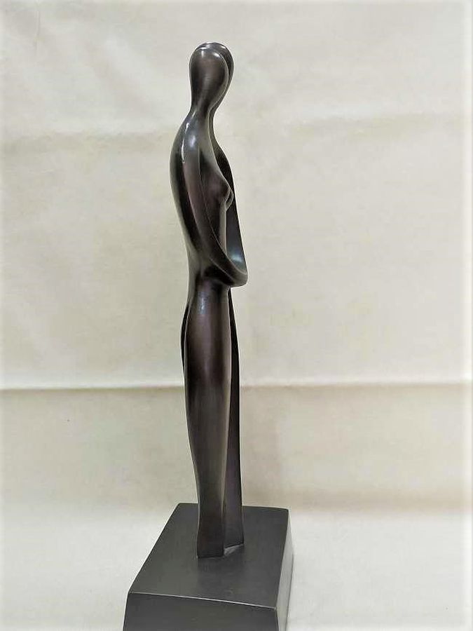 Bronze Sculpture Loving Couple - Image 8