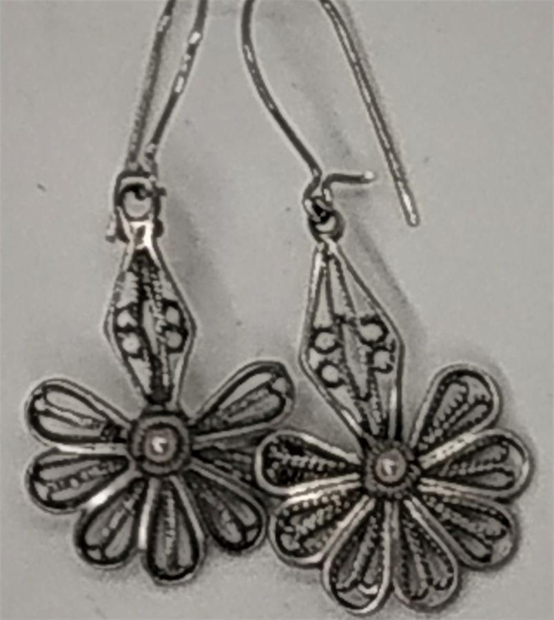 Silver Earrings Filigree Fan - Image 3