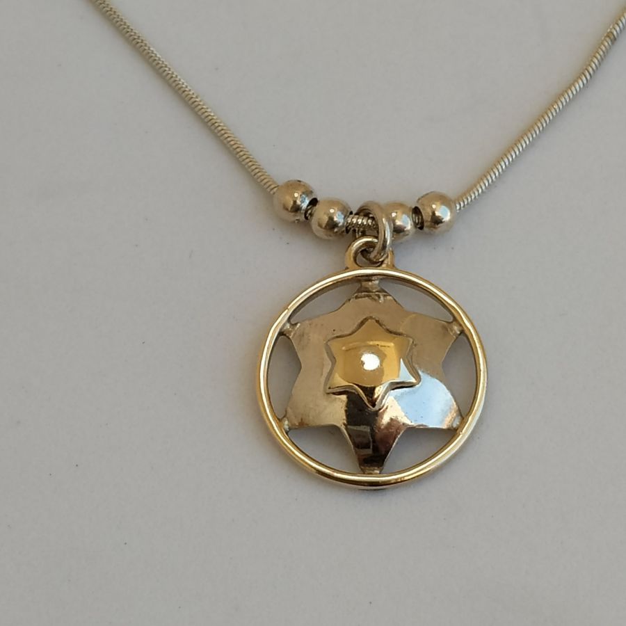 Silver Gold Pendant Magen David with snake chain. Handmade sterling silver Magen David star pendant diameter 1.5 cm with snake chain.