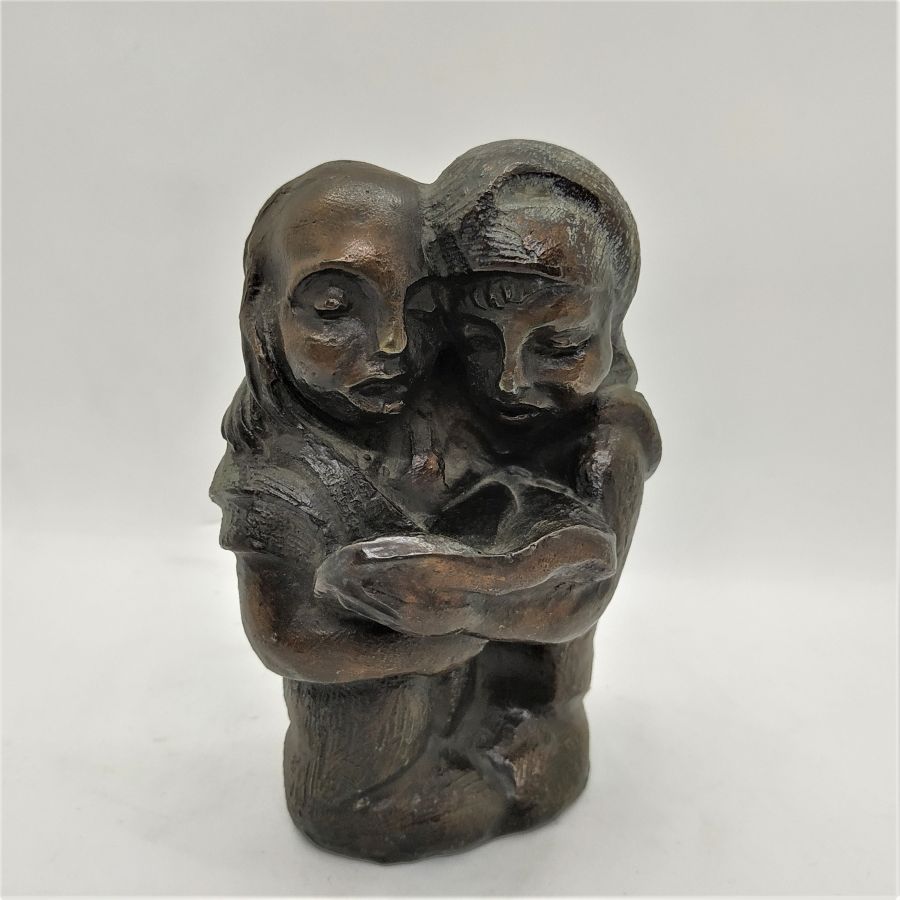 Bronze Sculpture Yeshiva Boys reading from their prayer book. Handmade by P.Flit & signed. Dimension 7.9 cm X 6.5 cm X 12.9 cm approximately.