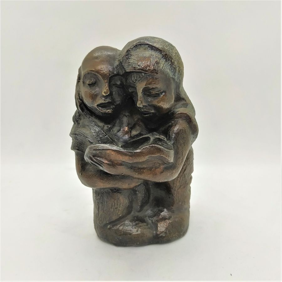 Bronze Sculpture Yeshiva Boys reading from their prayer book. Handmade by P.Flit & signed. Dimension 7.9 cm X 6.5 cm X 12.9 cm approximately.