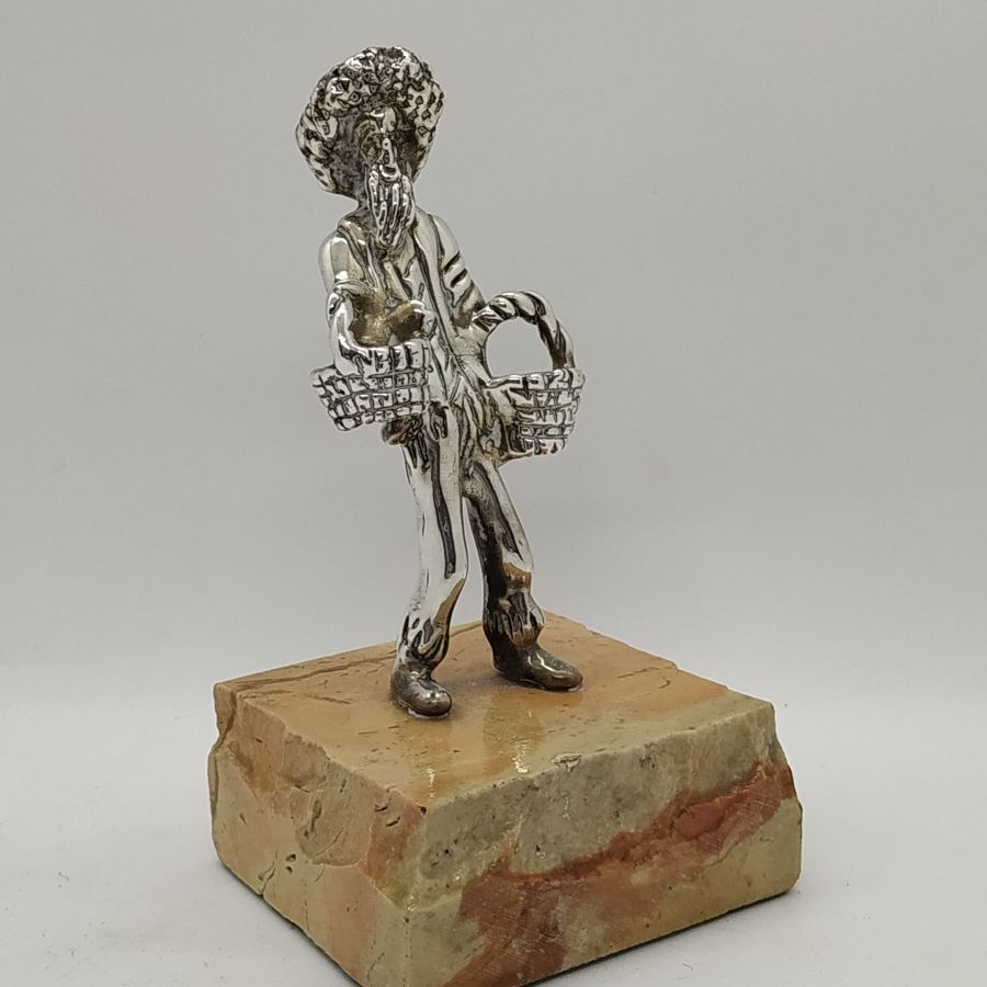 Statue Chassid Sabbath Shopping - Image 5
