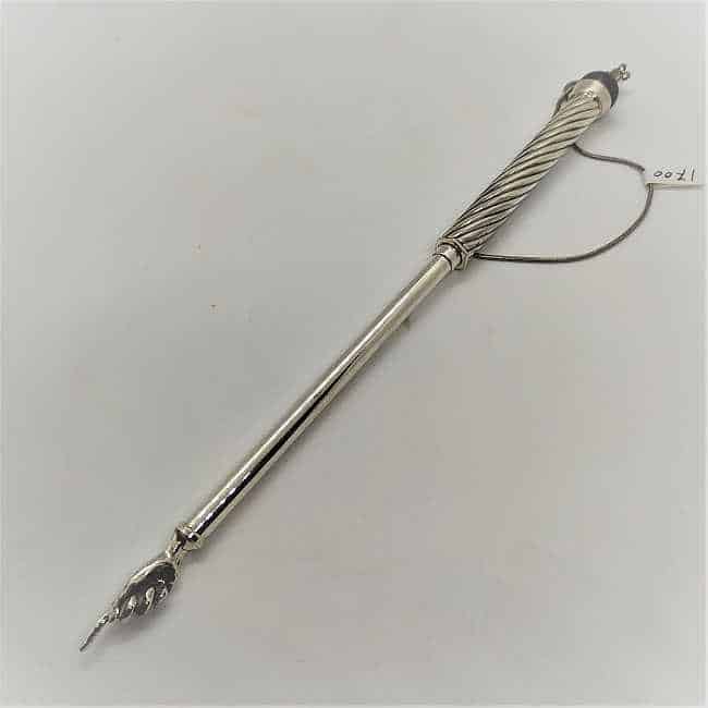 Jade Silver Torah Pointer handmade. Handmade sterling silver Torah pointer Yad with Jade bead on top. The handle of Yad is twisted silver shape.