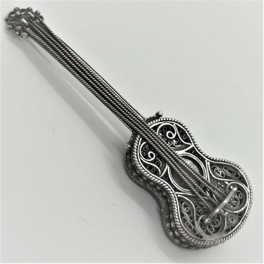 Bessamim Box Filigree Guitar - Image 5
